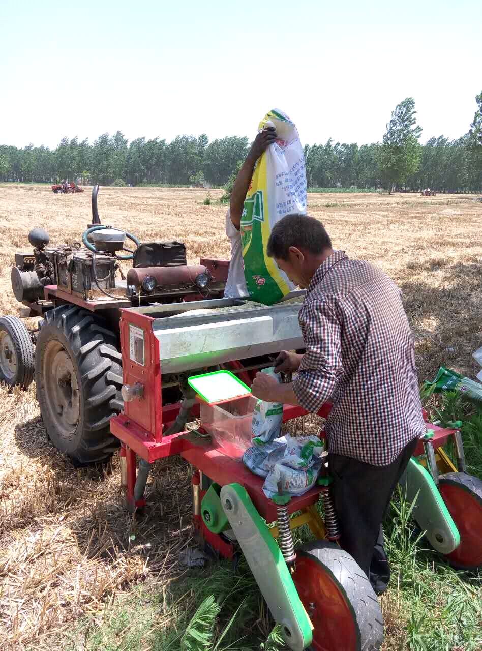 草莓色版APP在线观看玉米草莓视频色污版种肥同播机